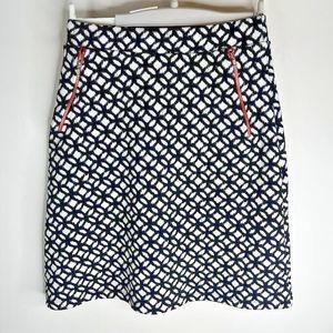 LE LIS Women's Sm Stretchy fun black white red geo tribal mini